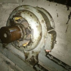 silnik 5,0KW  na  prąd  trójfazowy    na  koło  pasowe