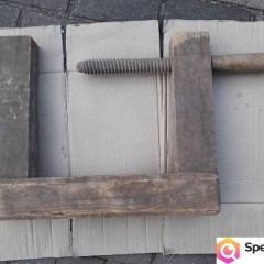 Drewniany ścisk stolarski