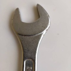 Klucz płasko oczkowy Drop Forged 30 mm