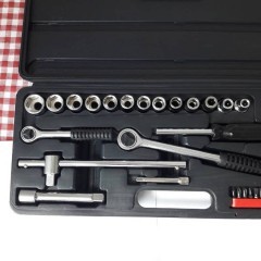 Zestaw  kluczy  nasadowych