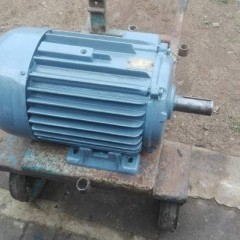 silnik elektryczny  7,5kw 2950 obr do trak lub łuparka