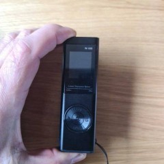 Dalmierz laserowy do 60m. Kolor czarny.