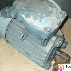 Silnik elektryczny 2.2kW obr.1400 380V nowy waga 53kg