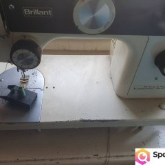 Maszyna do szycia elektryczna stara Brillant Dorina