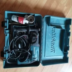 Młotowiertarka Makita M Hr2470T Sds+ 26Mm 800W