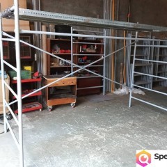 Rusztowanie elewacyjne drabinkowe