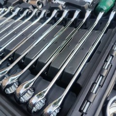 Zestaw 216 sztuk kluczy nieużywany