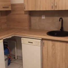 Dom do wynajęcia dla brygad pracowniczych.