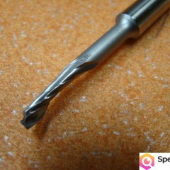 Frez spiralny do wycinania w aluminium BOSCH Ref. 2608628135