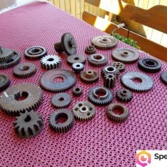 Koła zębate różne z czasów PRL-u