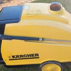 695m eco myjka wysokociśnieniowa gorąco wodna Karcher HDS