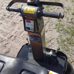 Zamiatarka akumulatorowa 24V - sprawna