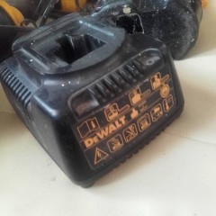 Wkrętarka DEWALT komplet