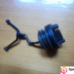 Piła spalinowa Husqvarna 136 137 141 142 korek oleju