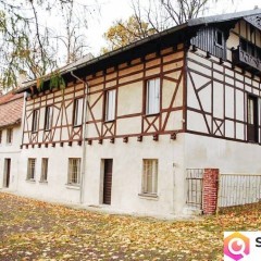 Piękny kompleks pałacowo-parkowy