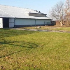 Dom - magazyn- hotel Gm. Ożarów Maz.