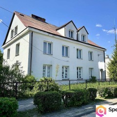 Sprzedam lokal 500m2 Kuźnica