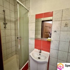 Sprzedam lokal 500m2 Kuźnica