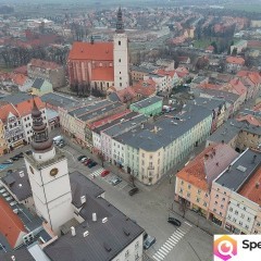 Kamienicę z apartamentami oraz częścią zorganizowanego przedsiębiorstwa sp…