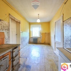 Na sprzedaż lokal usługowo - handlowy + mieszkanie