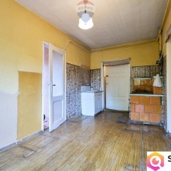 Na sprzedaż lokal usługowo - handlowy + mieszkanie