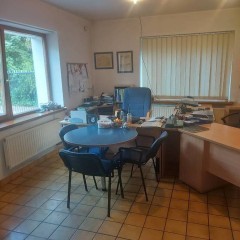 Firma branży metalowej z wyposażeniem i mieszkaniem