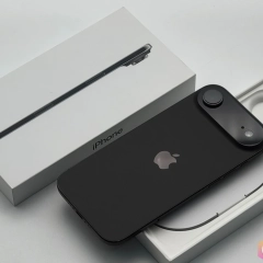 Apple iPhone 17 Pro Max, iPhone 17 Pro, iPhone 17, iPhone Air, iPhone 16 Pro Max, iPhone 16 Pro, iPhone 16, iPhone 16 Plus, Samsung Galaxy S26 Ultra