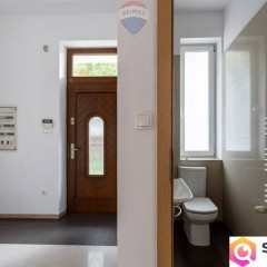 900m od Pałacu na cele komercyjne lub mieszkaniowe