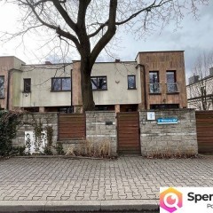 Syndyk sprzeda dom w Warszawie