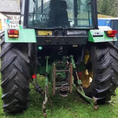 Ciągnik rolniczy JOHN DEERE 2250A