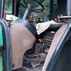 Ciągnik rolniczy JOHN DEERE 2250A