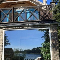 Dom z widokiem na jezioro i własnym pomostem Mazury