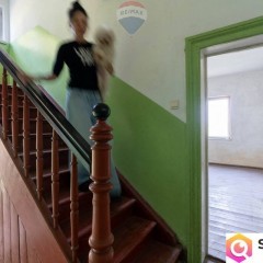 Działka zabudowana starą szkołą|jez.Niepruszewskie