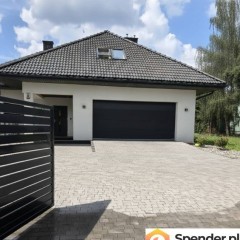 DOM JEDNORODZINNY W BOBROWCU