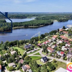 Komfortowy dom w pierwszej linii Jezioraka.