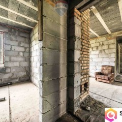 Dom w stanie surowym zamkniętym Kobylniki