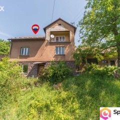 Dom w Tresnej z dużą działką 6 421 m²