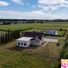 Oferta sprzedaży domu wolnostojącego 197m2 Łubianka