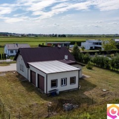 Oferta sprzedaży domu wolnostojącego 197m2 Łubianka