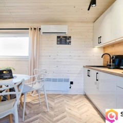 Domki na wynajem 100m od Energylandii - prywtane jacuzzi, basen, sauna