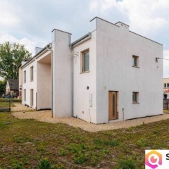 2-lokalowy budynek z ogródkiem Kęty