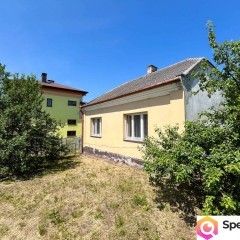 Dom 64m2 działki budowlane 1191m2 Ćmielów
