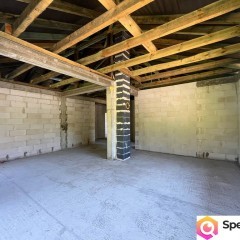 Dom parterowy stan surowy-130m2+1121m2 Szewna
