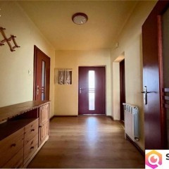 Urokliwy dom w stylu zakopiańskim w Kurowie