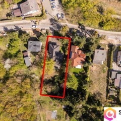 Dom w prestiżowej lokalizacji z pięknym ogrodem
