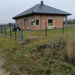 Sprzedam nowy dom w Młochowie w stanie deweloperskim niepełnym
