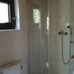 Sprzedam działkę 1058m2 z nowym domem 57m2 w pełni wykończonym.