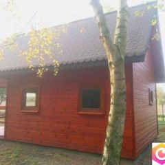 Sprzedam działkę 1058m2 z nowym domem 57m2 w pełni wykończonym.