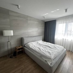 Na sprzedaż bliźniak 130 m2. Polączone garażami. 4 pokoje, 2 lazienki,garaż