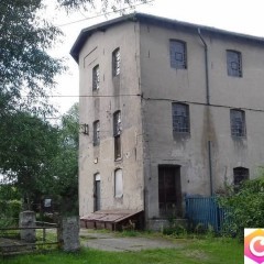 Renesansowy dom z ogrodem o zachodzie słońca na własnej wyspie
